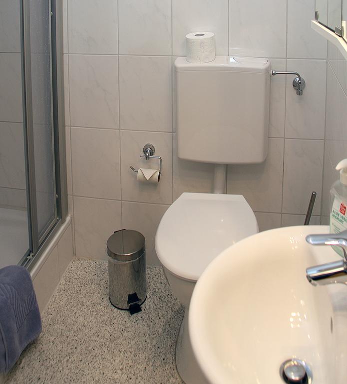 Weinstube Schwarzamsel Apartment Speyer Exterior photo
